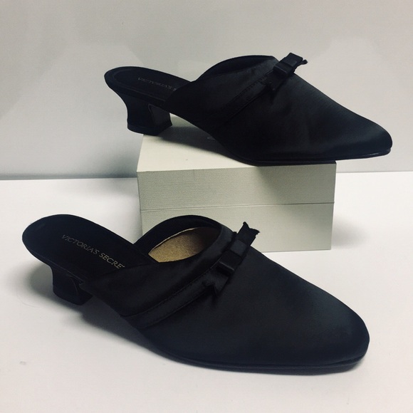 Victoria Secret kitten heel Slip-On(S) - Picture 2 of 5